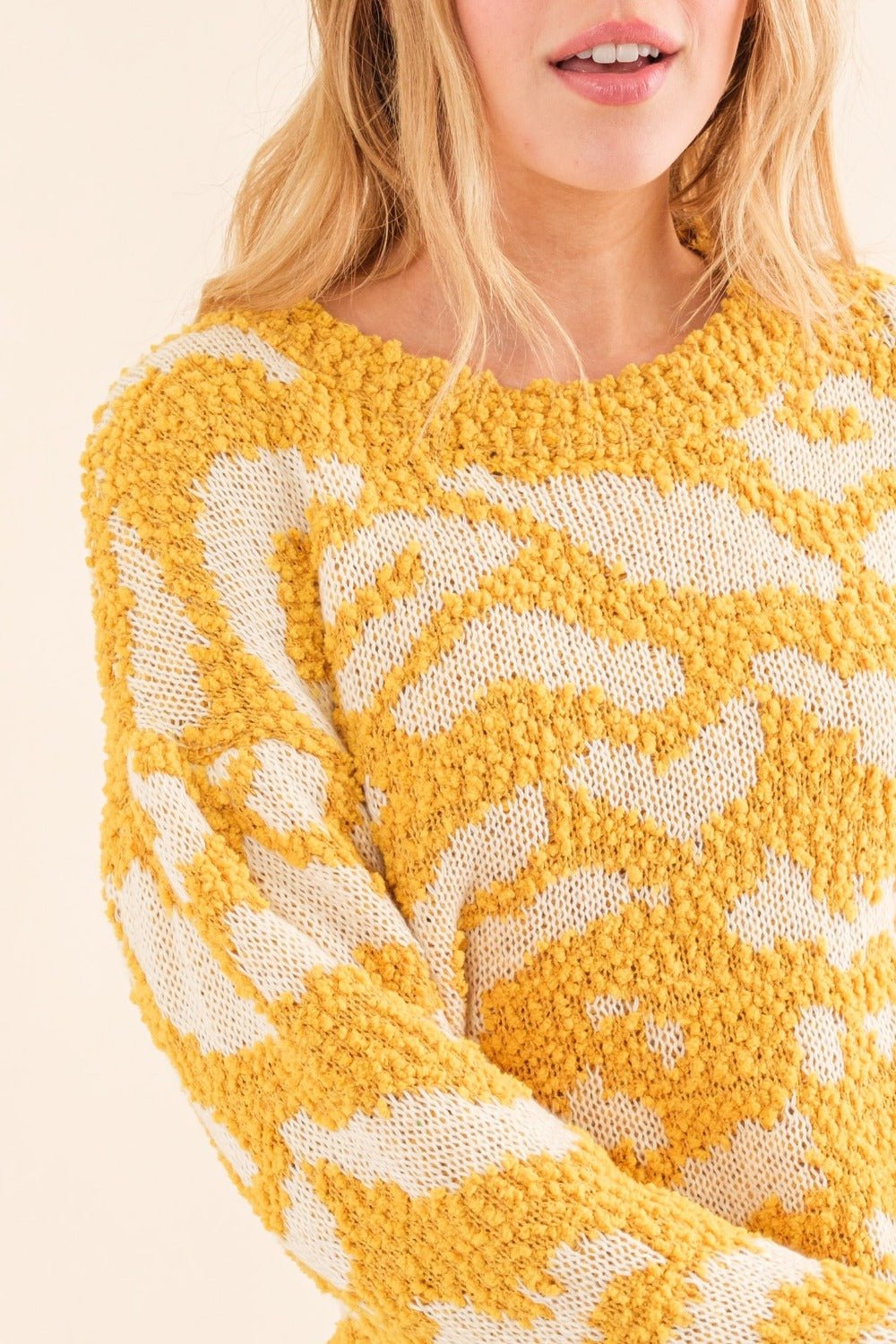 And The Why Full Size Textured Pattern Contrast Sweater - Divasha